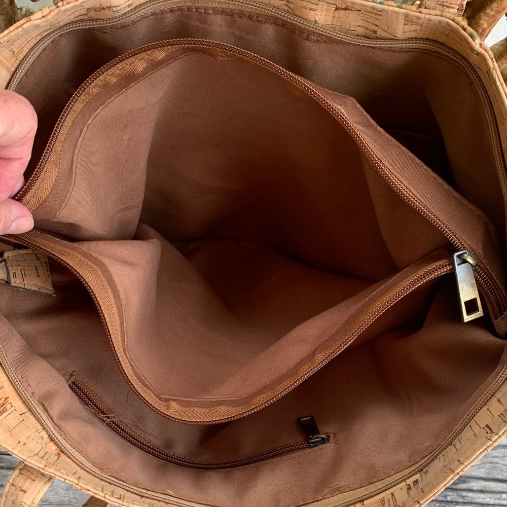 Elegant Floral Cork Tote Bag - Picture 15 of 16